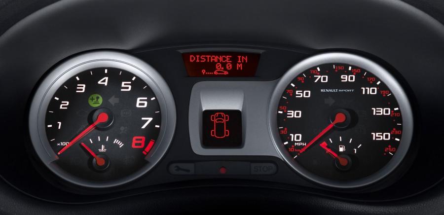  Renault Clio R.S. 2.0 16V 2006 года  (фото 95 из 125)